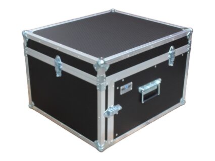Deep 8U Rack Case with Removable Lids, closed by Smart Cases